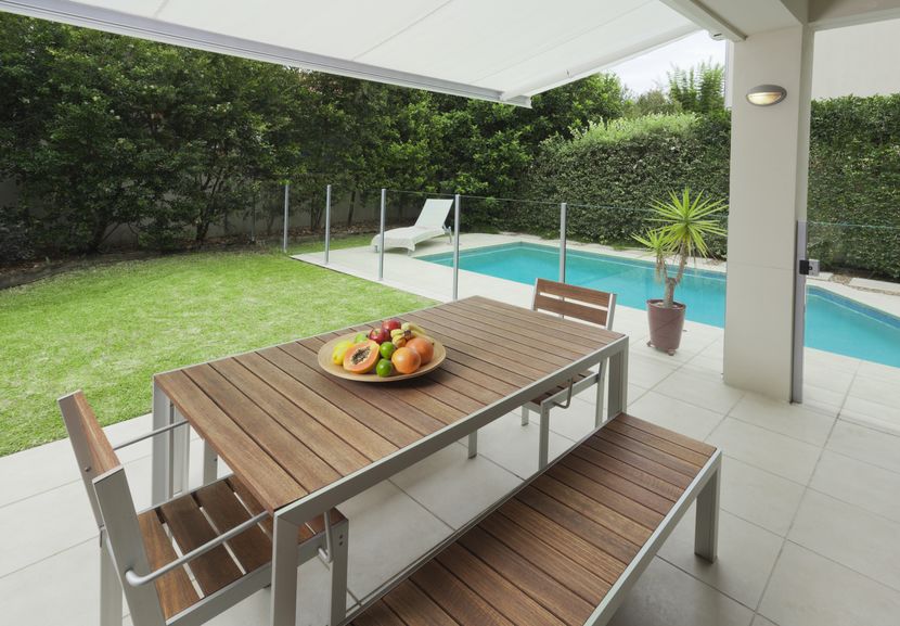 barrière de piscine en verre