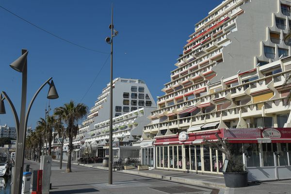 Sur le littoral méditerranéen, les résidences secondaires ont une superficie inférieure à 60 m2 en moyenne